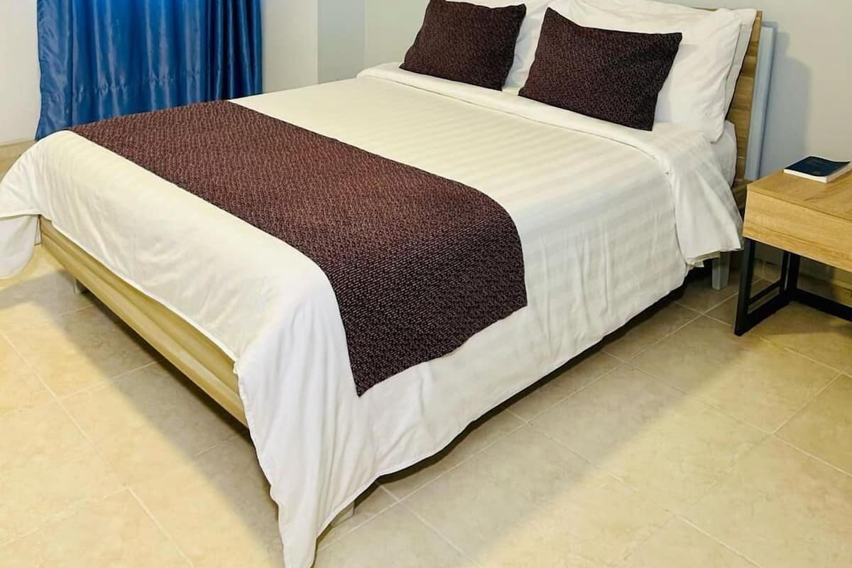Deluxe Single Room | Desk, laptop workspace, free WiFi, individually decorated