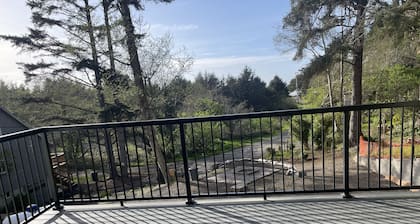Luxury 4 Bedrooms House in Neskowin South Beach.