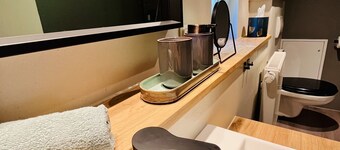 Modern maisonette apartment for 6 people with great views in the middle of nature