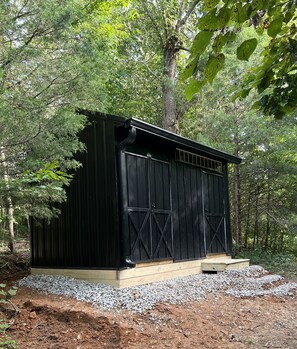 Exterior - Rustic Old Mill Tiny Home (Fountain Run)