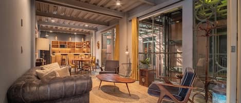 Appartement présidentiel | Aire de séjour | Téléviseur connecté