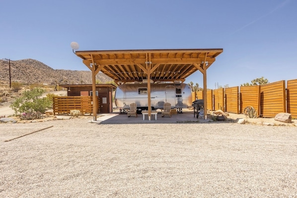 Overnatningsstedets område