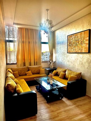 Smart TV - ShineBright and Astonishing Vieue (Agadir)