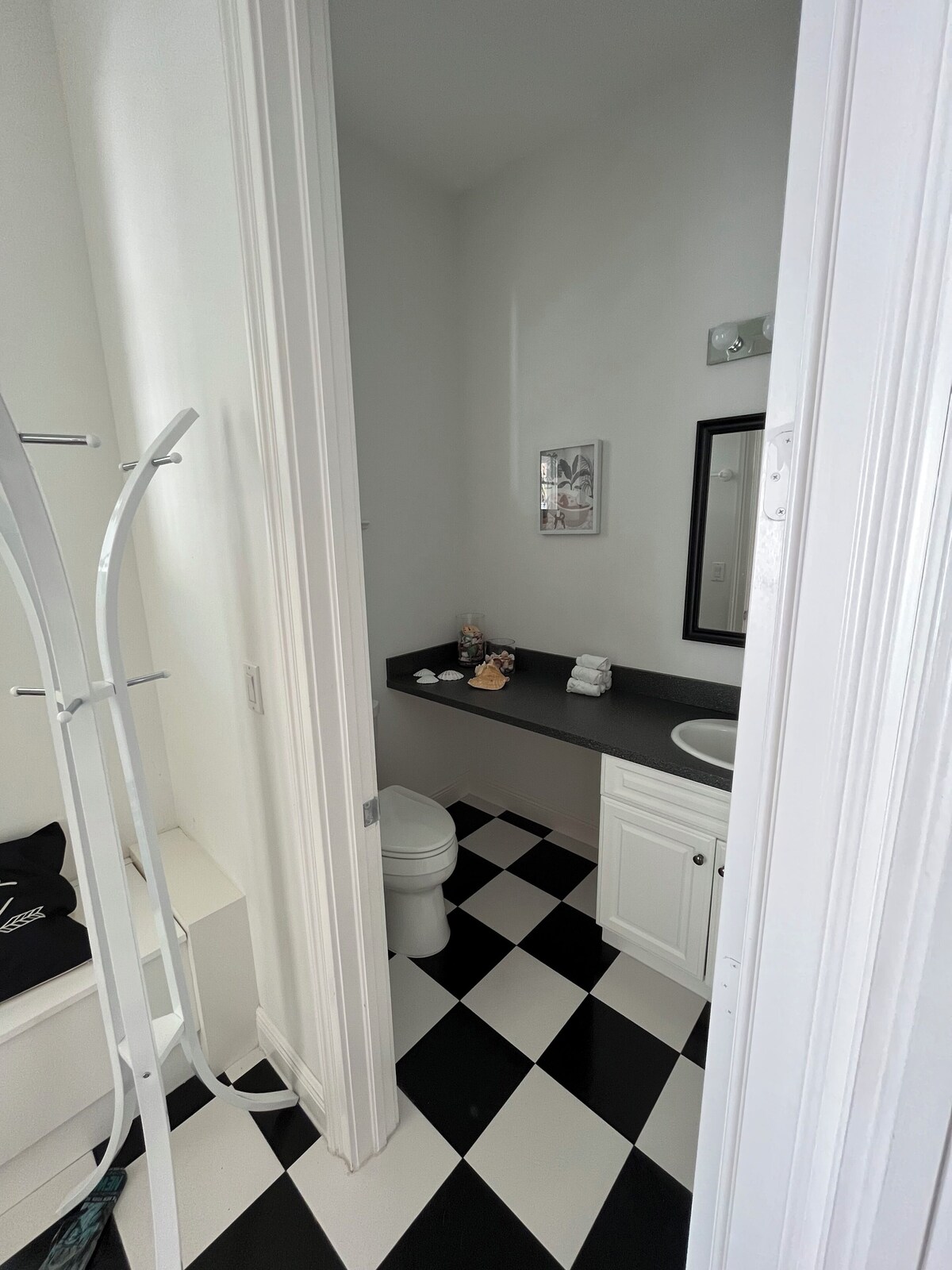 Photo 24 of New on VRBO
House in the heart of Olde Naples. Walk to beach, 5 Ave and Cambier!