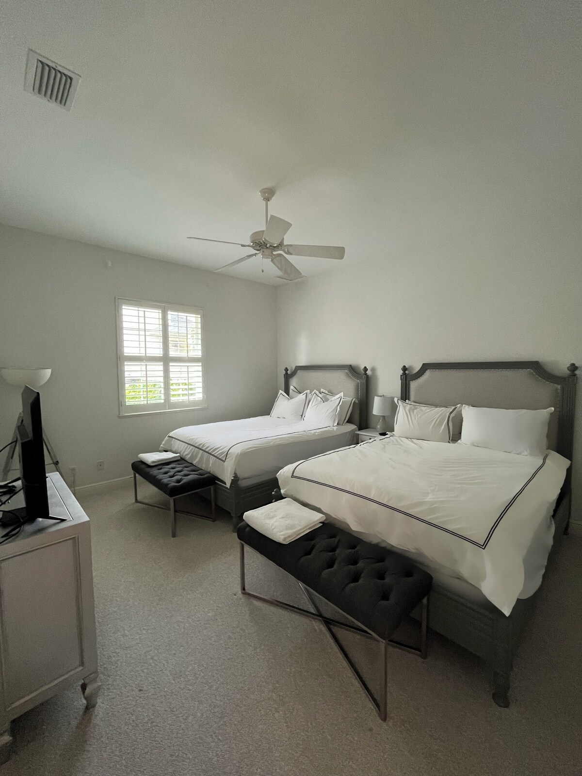 Photo 20 of New on VRBO
House in the heart of Olde Naples. Walk to beach, 5 Ave and Cambier!