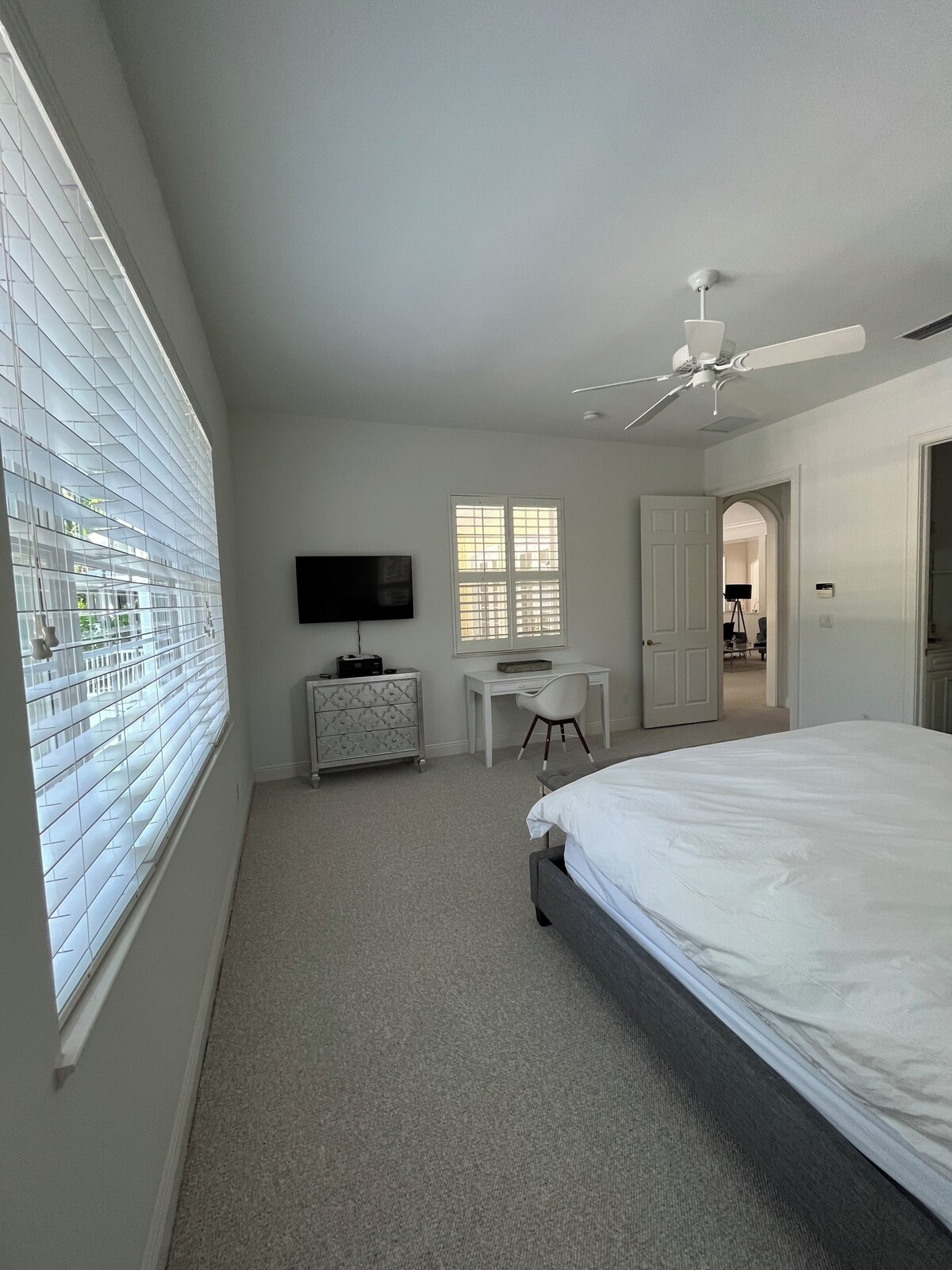 Photo 16 of New on VRBO
House in the heart of Olde Naples. Walk to beach, 5 Ave and Cambier!