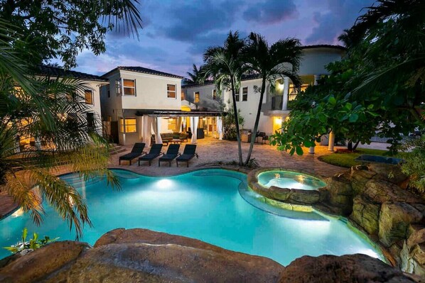Pool