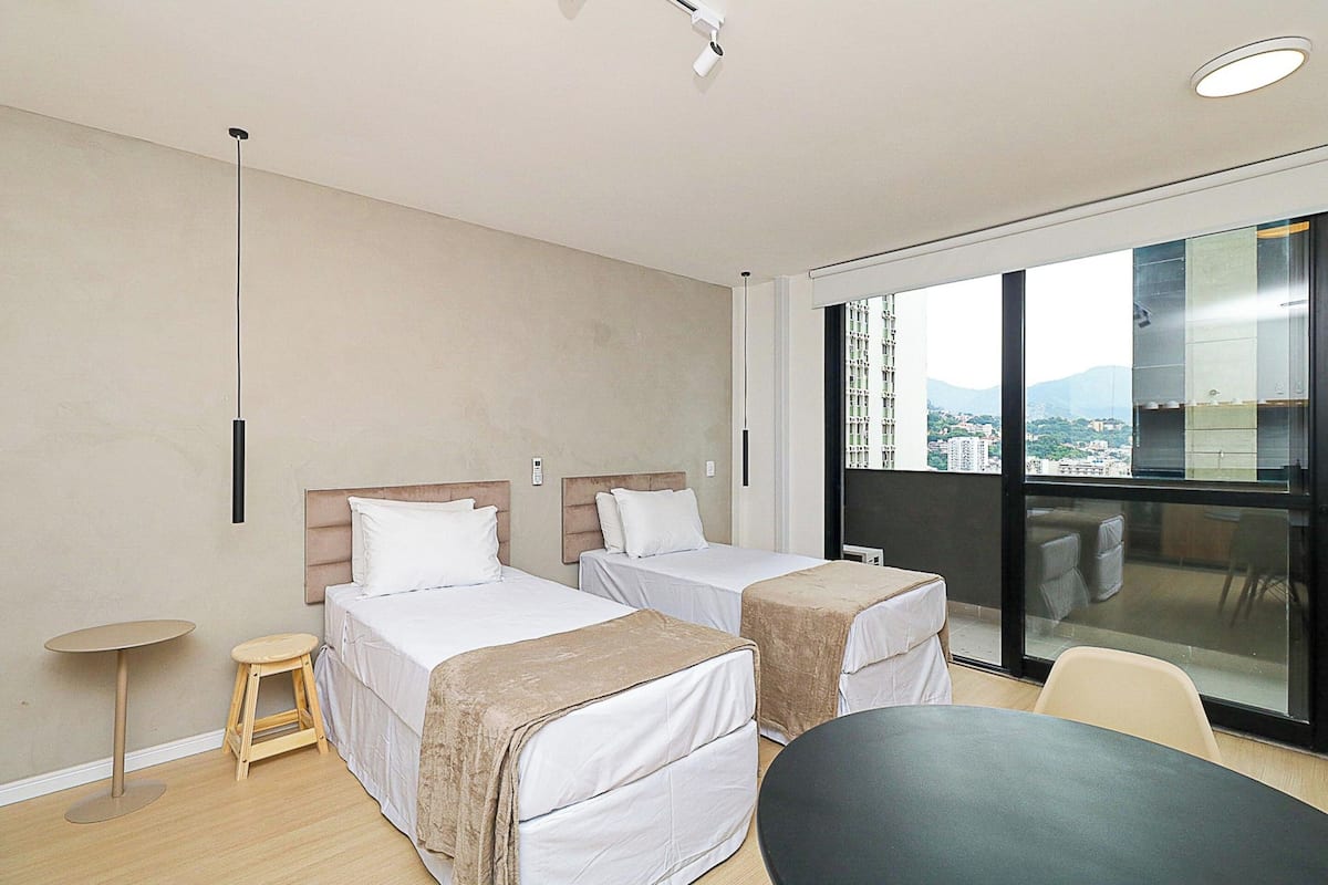Executive Studio (441960) | 1 bedroom, desk, laptop workspace, free WiFi