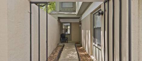 Entrance walkway to E27