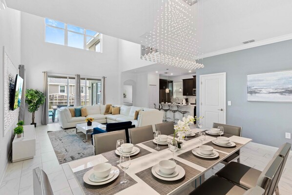 Interior - 9243 Sommerset Hills Drive (Davenport)