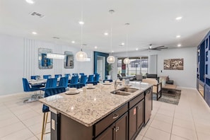Casa (Multiple Bedrooms) | Servicio de la propiedad