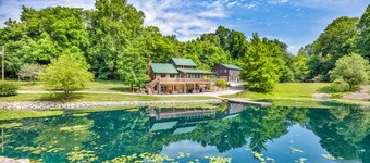 6 Guests | Ponds | Hot Tub | Game Room | Trails
