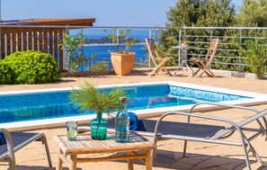 Pool - Beautiful apartment in Cavtat with WiFi (Cavtat)
