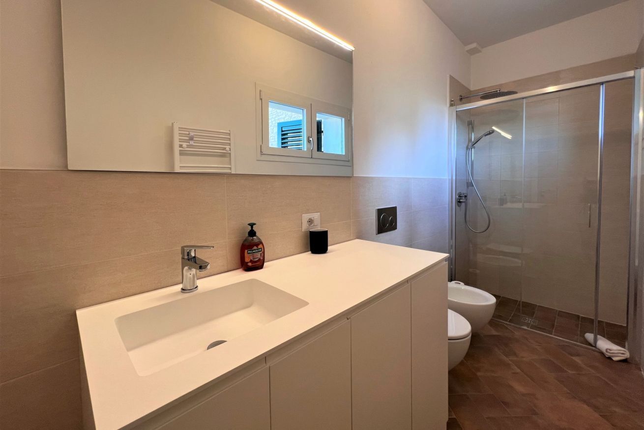 Doccia, asciugacapelli, bidet, asciugamani