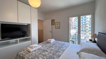 2 Schlafzimmer, BĂŒgeleisen/BĂŒgelbrett, WLAN, BettwĂ€sche