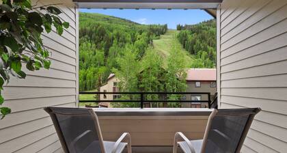 Alpine Find! 2BR Condo in Prime Location | Hot Tub + Easy Trail Access