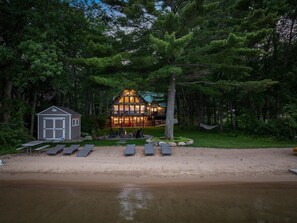 Exterior - Stone House- the perfect multi-family stay (Breezy Point)