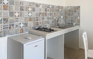 Refrigerador, utensilios de cocina