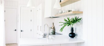 Luxury Cottage, 1bd/1ba, desk | Pool+7 Mile Beach