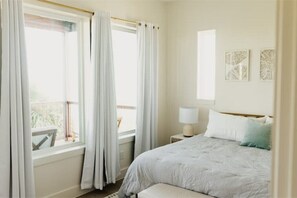 4 Schlafzimmer, Bügeleisen/Bügelbrett, Reisekinderbett, kostenloses WLAN