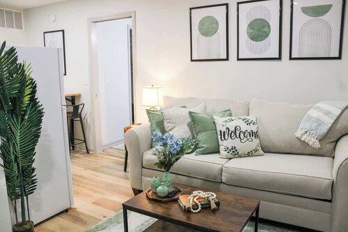 Cozy Jeffersonville 1BR — Walk to Big Four Bridge & Riverfront