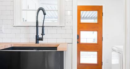 Kings, Kitchens & Comfort In Modern Cedar Home