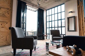 Canela 5 Rodolfo | Area keluarga | Televisi LED 22-inci dengan saluran TV kabel