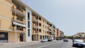 Exterior - Quartu Sant'Elena - Roomy Apartment with Parking! (Quartu Sant'Elena)