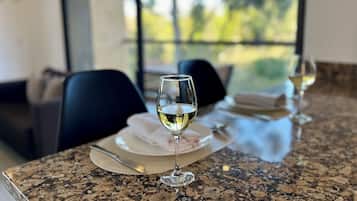 Ljudisolering, barnsängar, gratis wi-fi och sängkläder