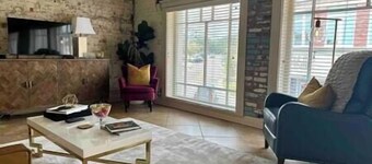 *Best view downtown*, Center of it all