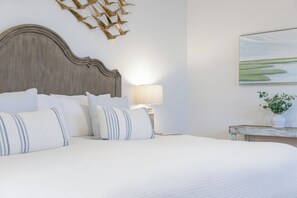 5 bedrooms, iron/ironing board, free WiFi, bed sheets