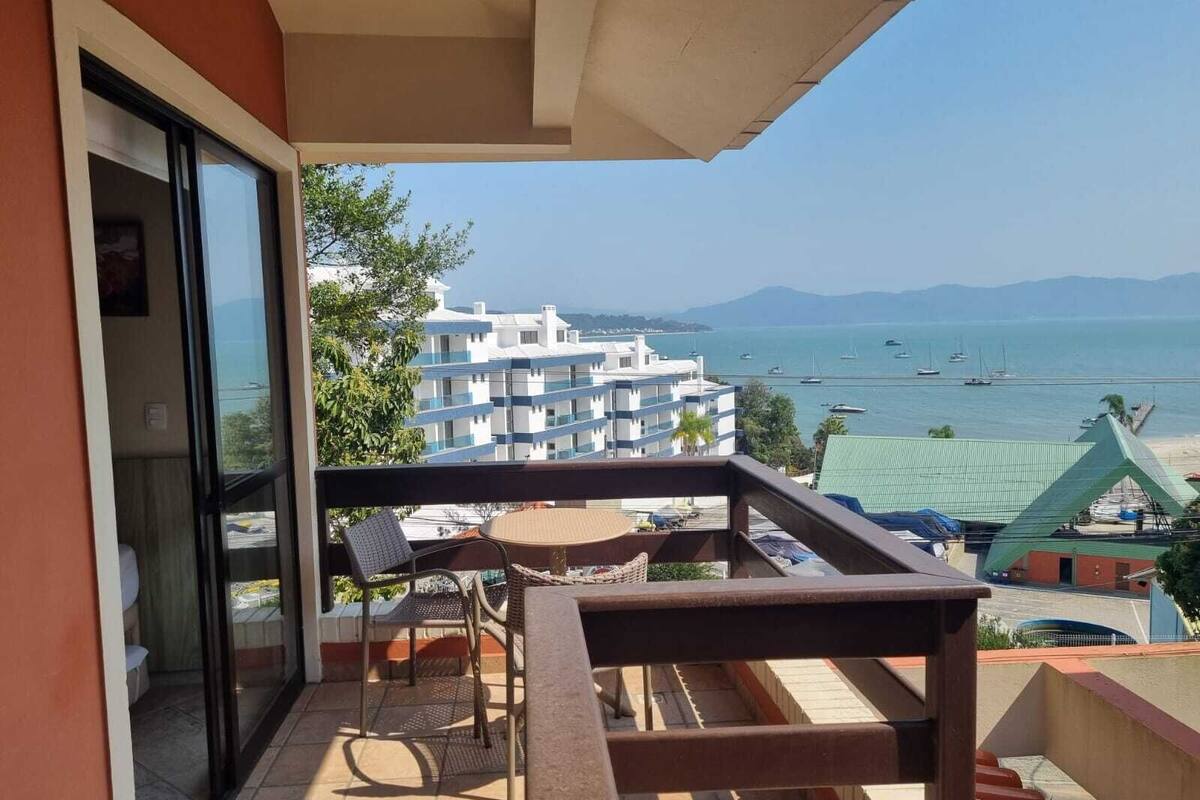 Exclusive Apartment | Terrace/patio