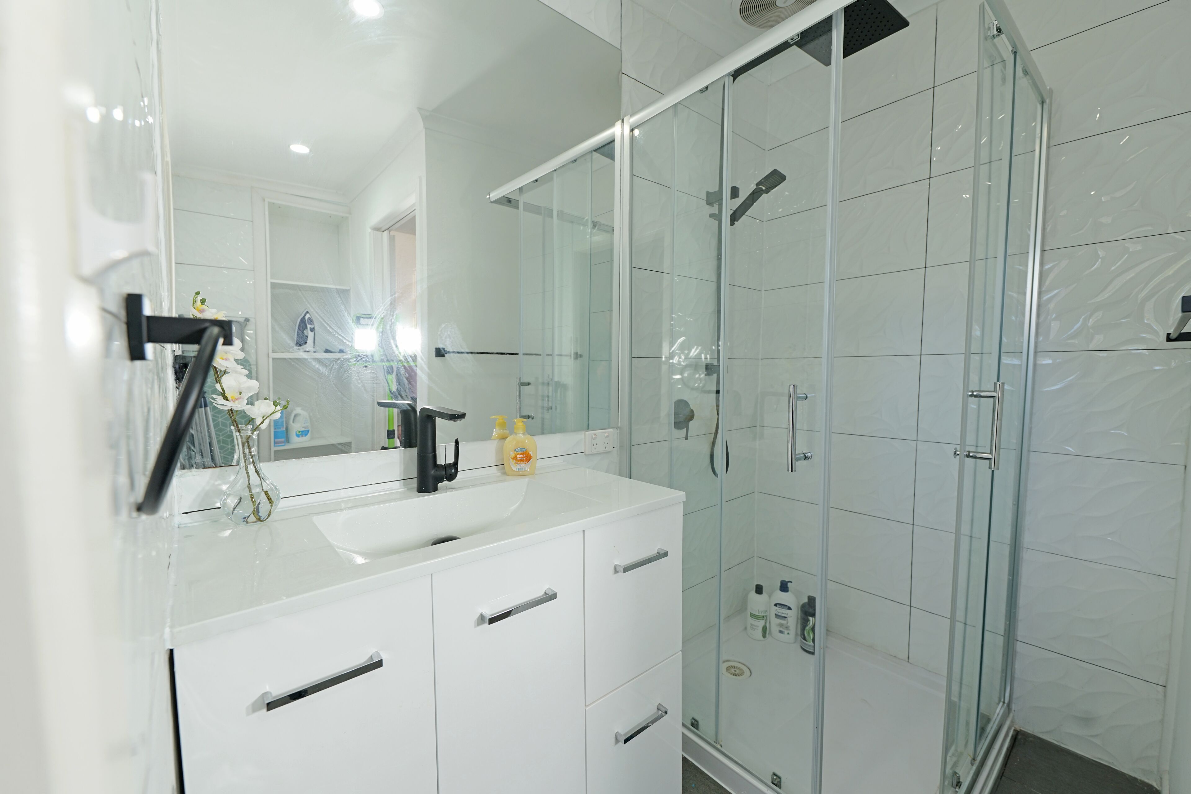 Family House | Bathroom