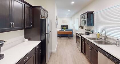 New! 3BR 2BA IU Campus Getaway for up to 6! Right by IU Athletics!