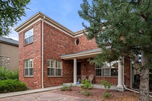 Exterior - Modern Home in Upscale Neighborhood (Denver)