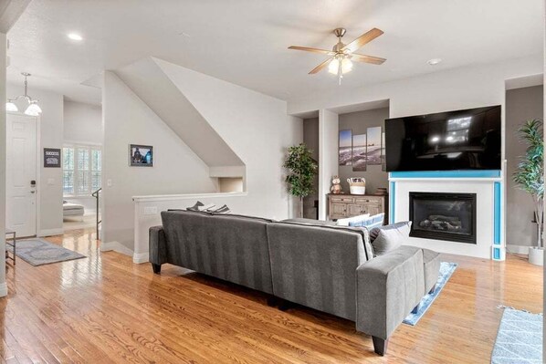 Smart TV, fireplace, video games, stereo