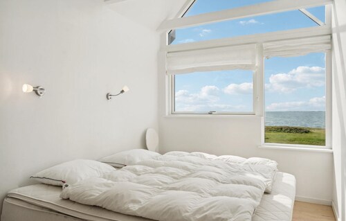 Nice home in Assens with house sea view