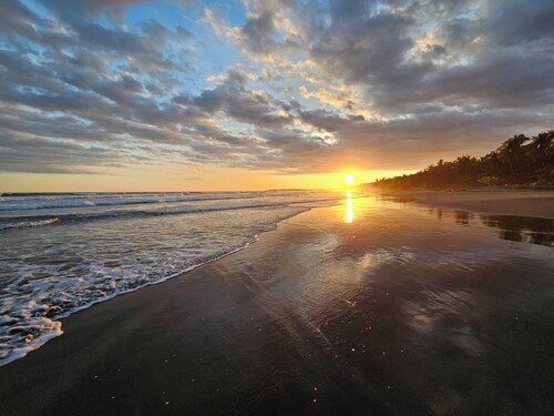 Beautiful Bejuco Beach House Just South of Jaco; Walk to Beach & Pools