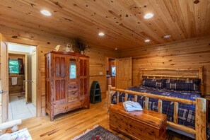 3 多间卧室、免费 WiFi、床单