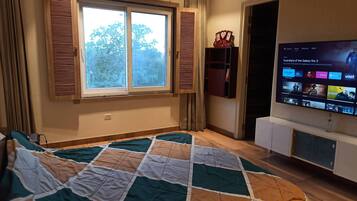 1 bedroom, iron/ironing board, free WiFi, bed sheets