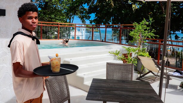 Outdoor pool - Al Mar Suítes (Mata de São João)