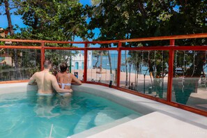 Outdoor pool - Al Mar Suítes (Mata de São João)