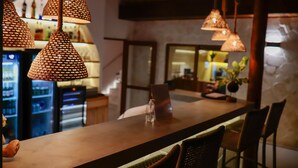 Bar (on property) - Al Mar Suítes (Mata de São João)