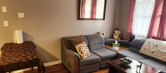 Small Welcoming Pet Friendly 1 bedroom Apartment 