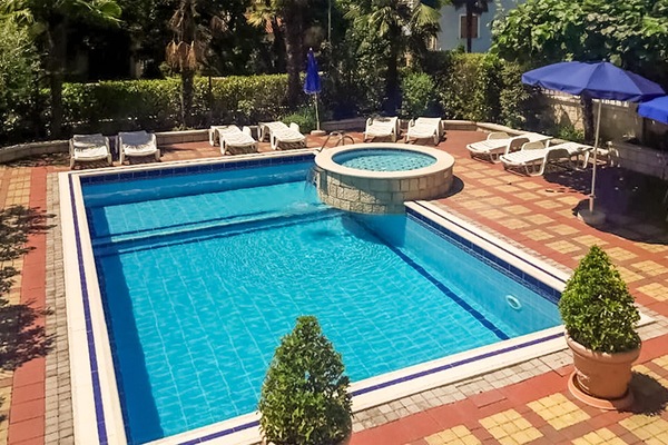 pool