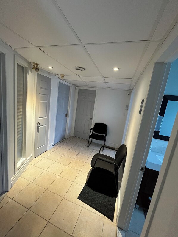 Interior - Private room in 5 1/2 appartement just 10 minutes to Montreal (Brossard)