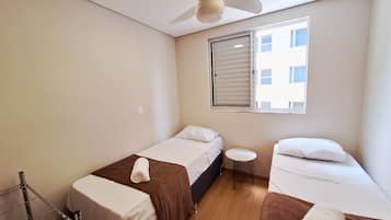 Leilighet | 3 soverom, skrivebord og wi-fi (inkludert)