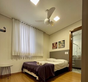 Apartment | 3 bedrooms, desk, free WiFi