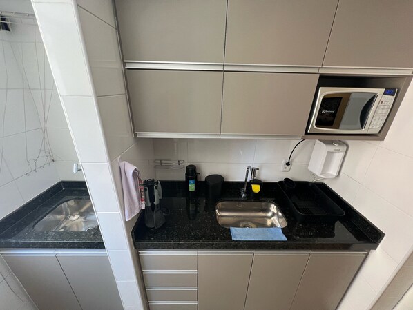 아파트 | 전용 주방 | 대용량 냉장고, 전자레인지, 쿡탑, 블렌더