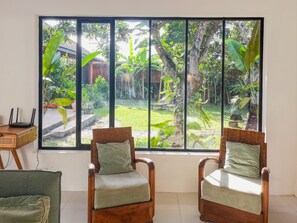 Interior - Tranquil & Cozy 3BR Villa Next to Berawa Canggu (Bali)